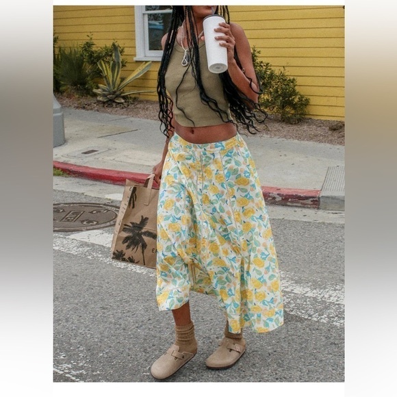 Spell Islamorada MIDI Skirt in Meadow Size Medium NWT - Picture 2 of 8